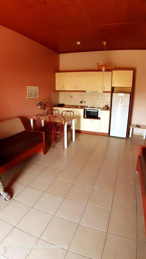 Zefiros Apartments Gouvia Exterior foto